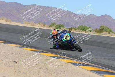 media/Oct-30-2022-CVMA (Sun) [[fb421c3cec]]/Race 11 Amateur Supersport Open/